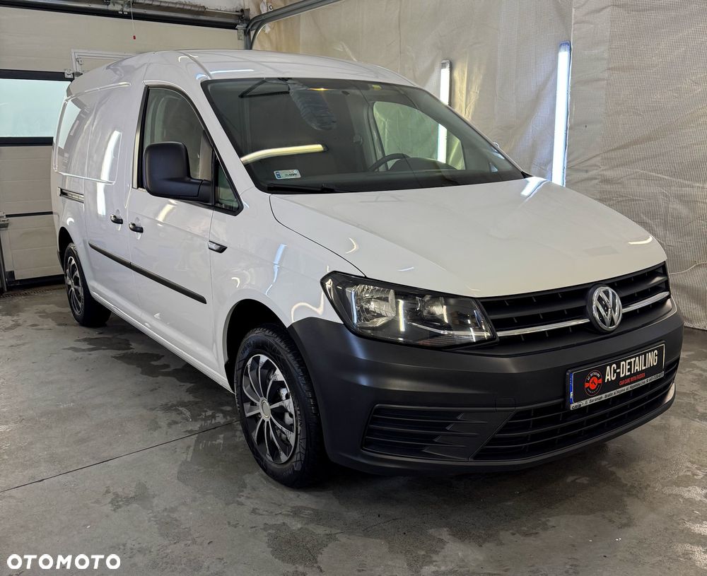 Volkswagen Caddy Maxi - 1