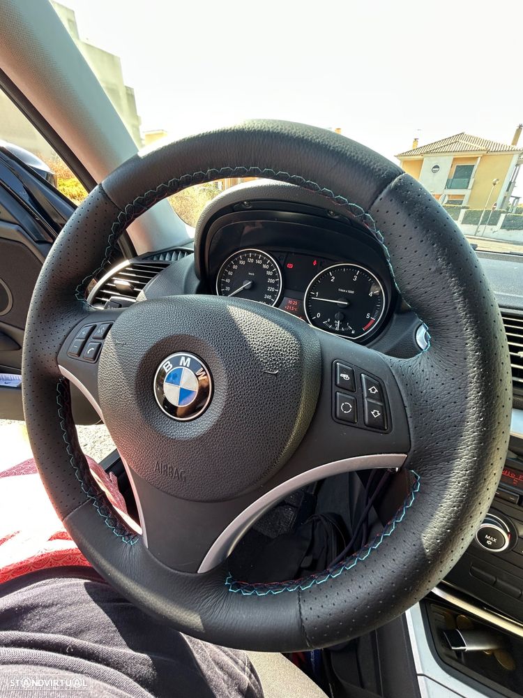 BMW 123 d - 24