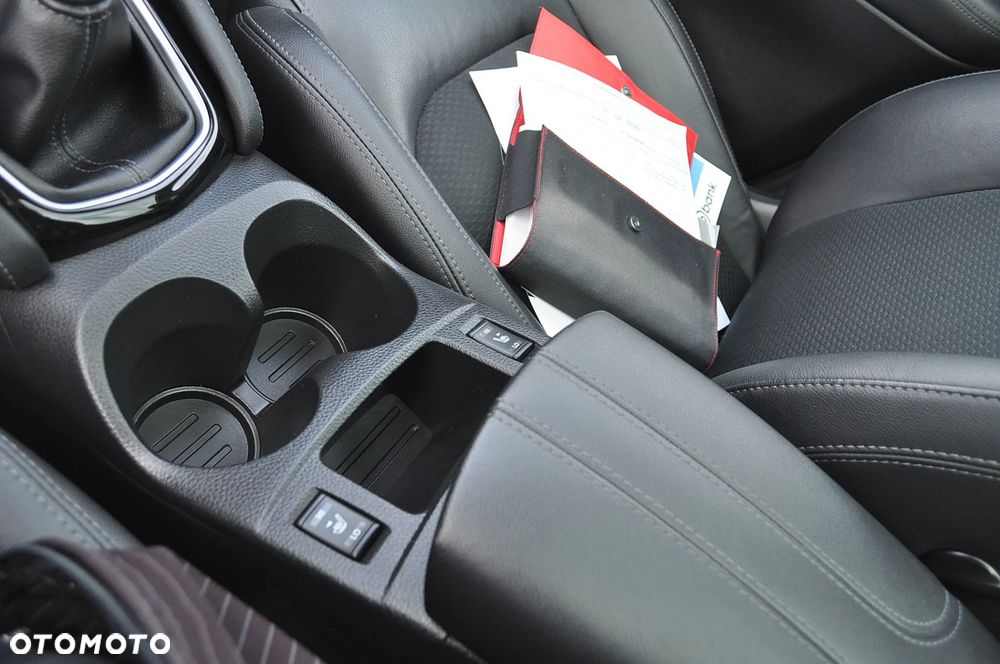 Nissan Qashqai 1.3 DIG-T N-Connecta EU6d - 29