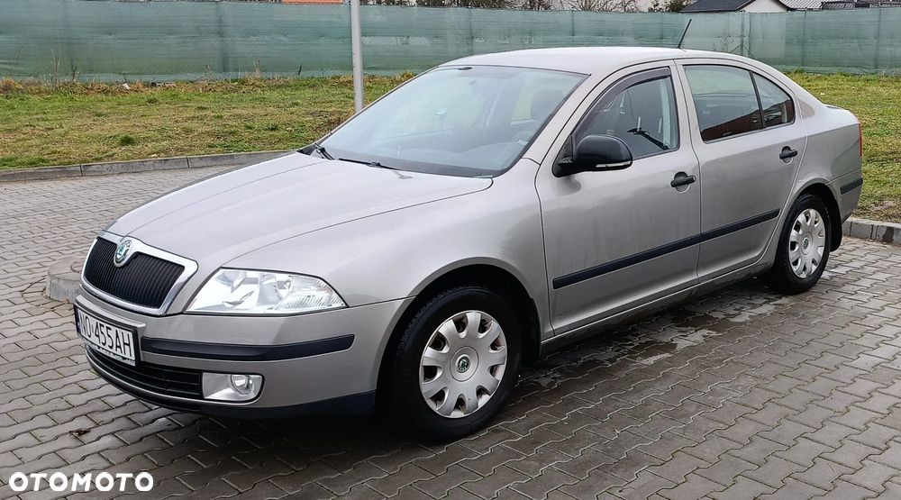Skoda Octavia 1.6 Active - 9