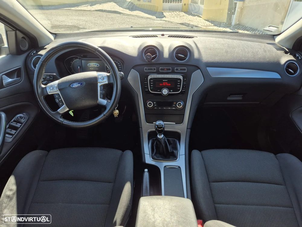 Ford Mondeo SW 1.6 TDCi Titanium - 8