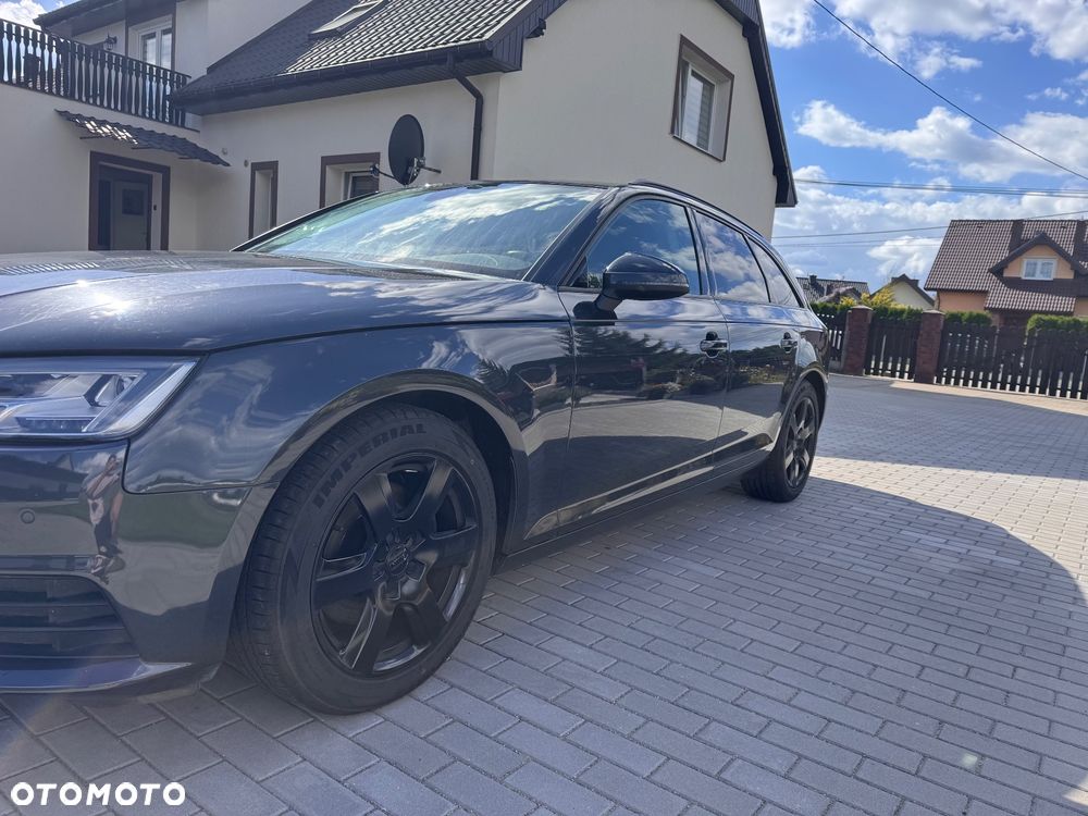Audi A4 Avant 2.0 TDI S tronic - 4