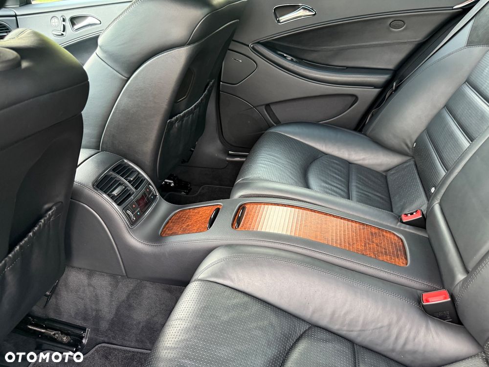 Mercedes-Benz CLS 63 AMG 7G-TRONIC - 34