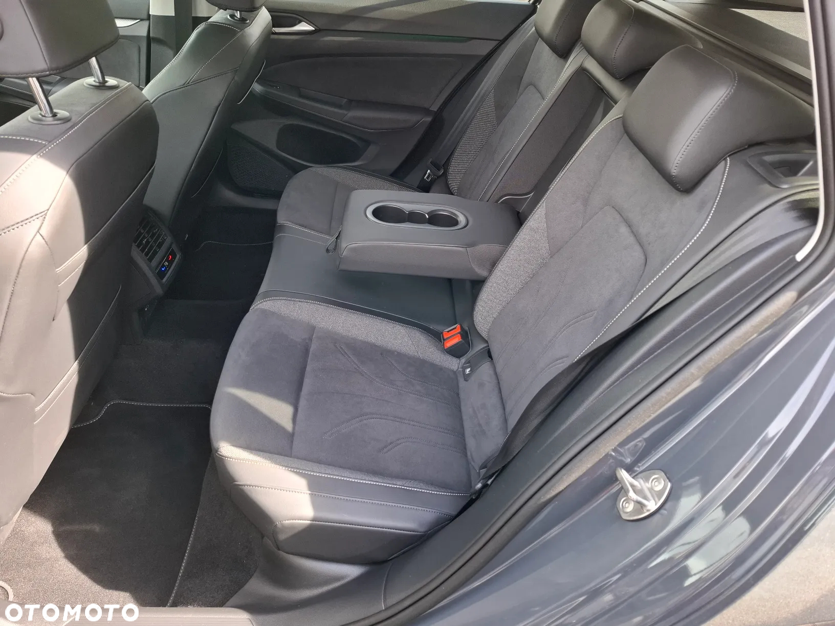 Volkswagen Golf Variant 1.5 eTSI OPF DSG Style - 12