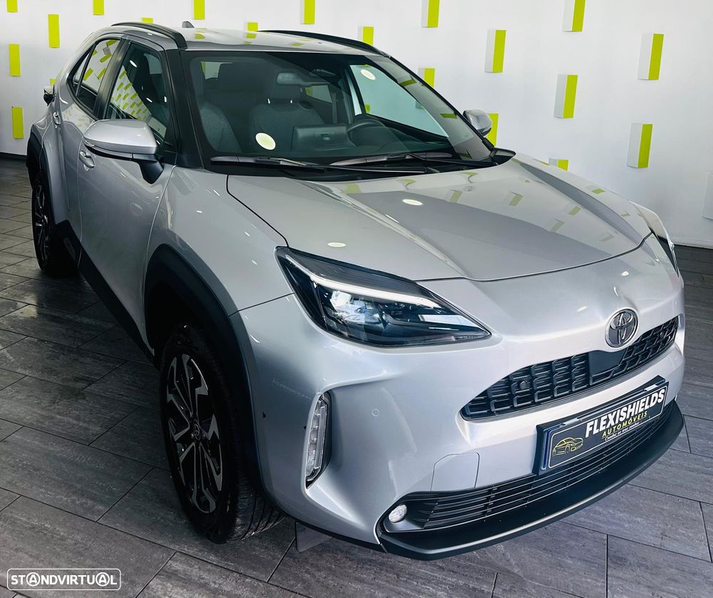 Toyota Yaris Cross 1.5 HDF Premiere Edition - 1