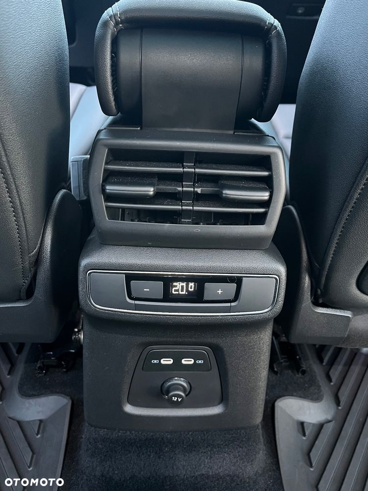 Audi Q4 e-tron e-tron 50 quattro - 36