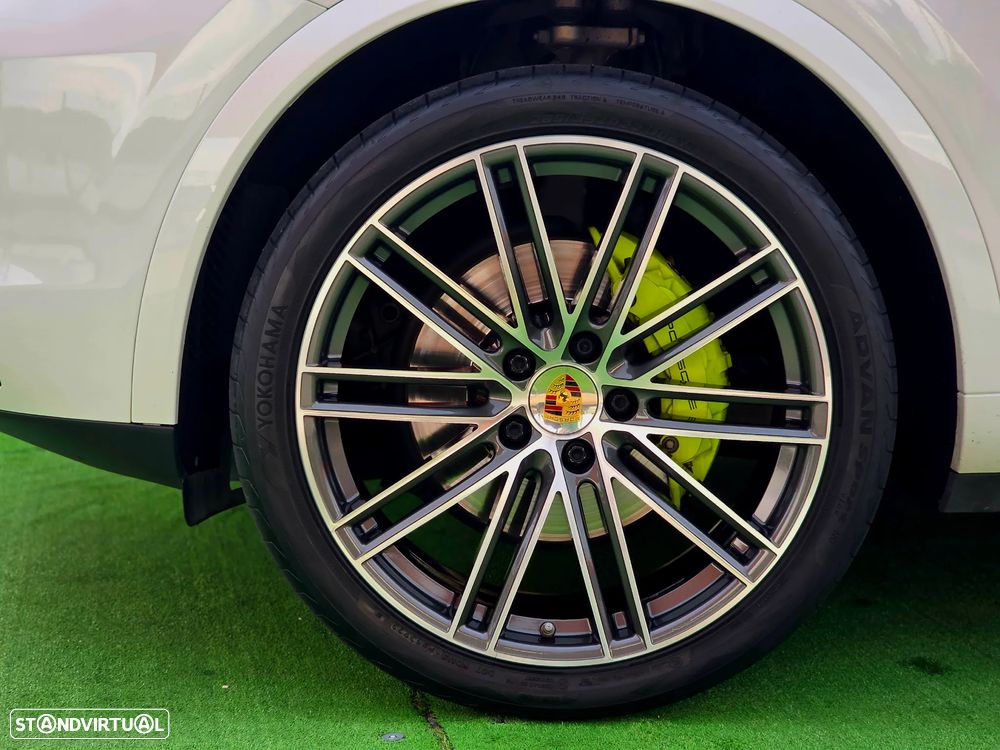Porsche Cayenne Coupé E-Hybrid Tiptronic S Platinum Edition - 13