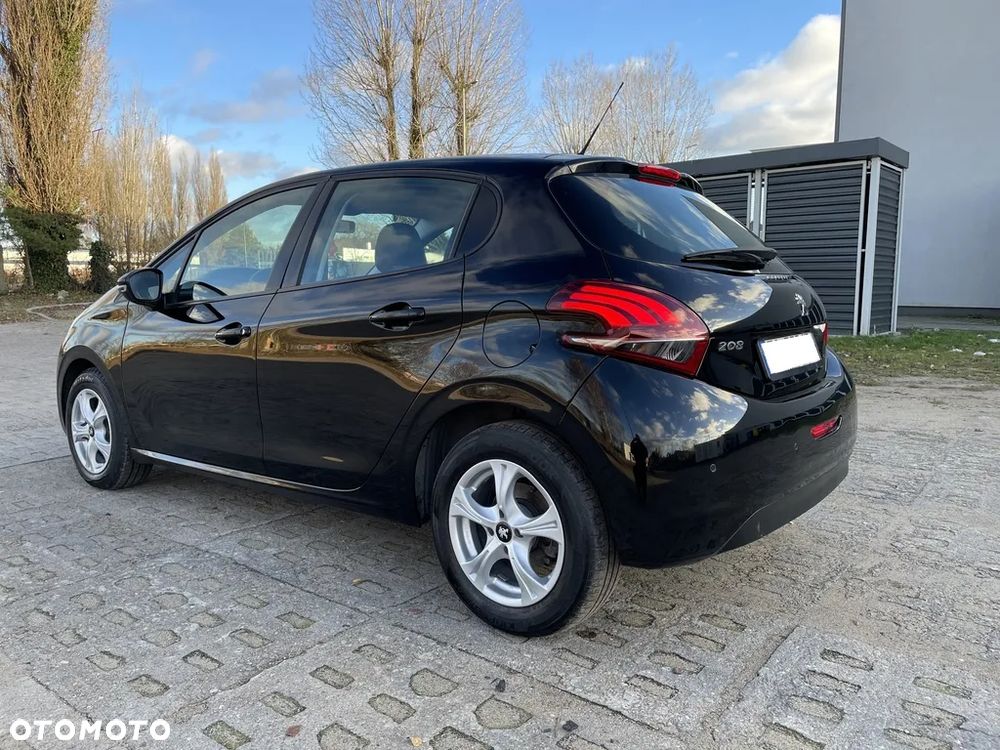 Peugeot 208 BlueHDi 100 Active - 4