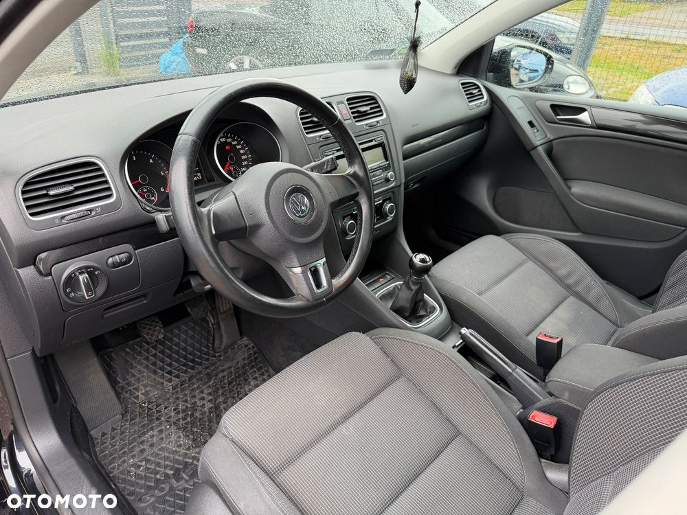 Volkswagen Golf 1.6 TDI DPF BlueMotion Technology Team - 12