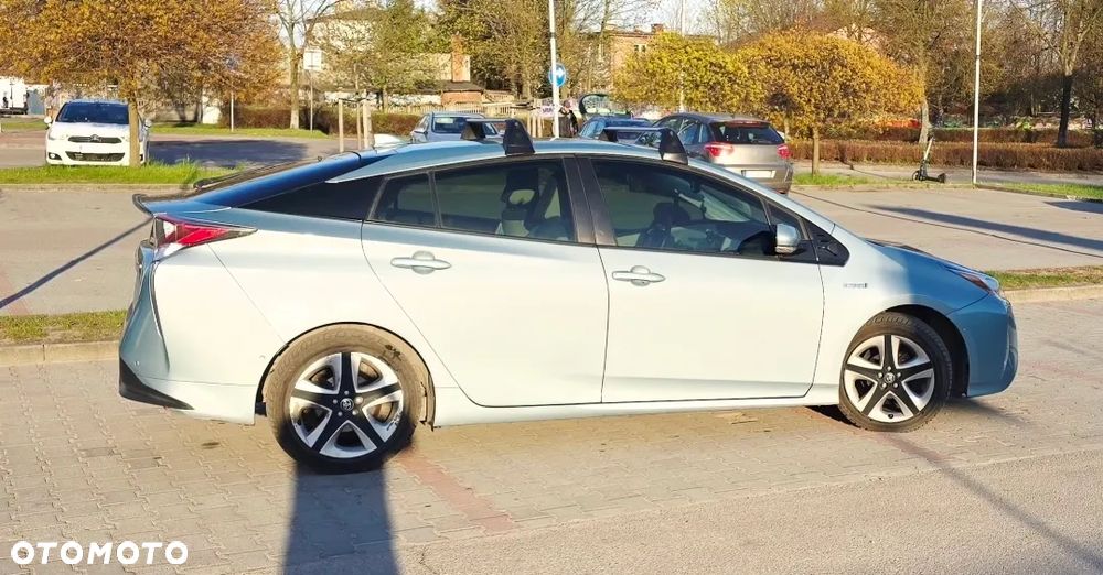 Toyota Prius Hybrid Comfort - 4