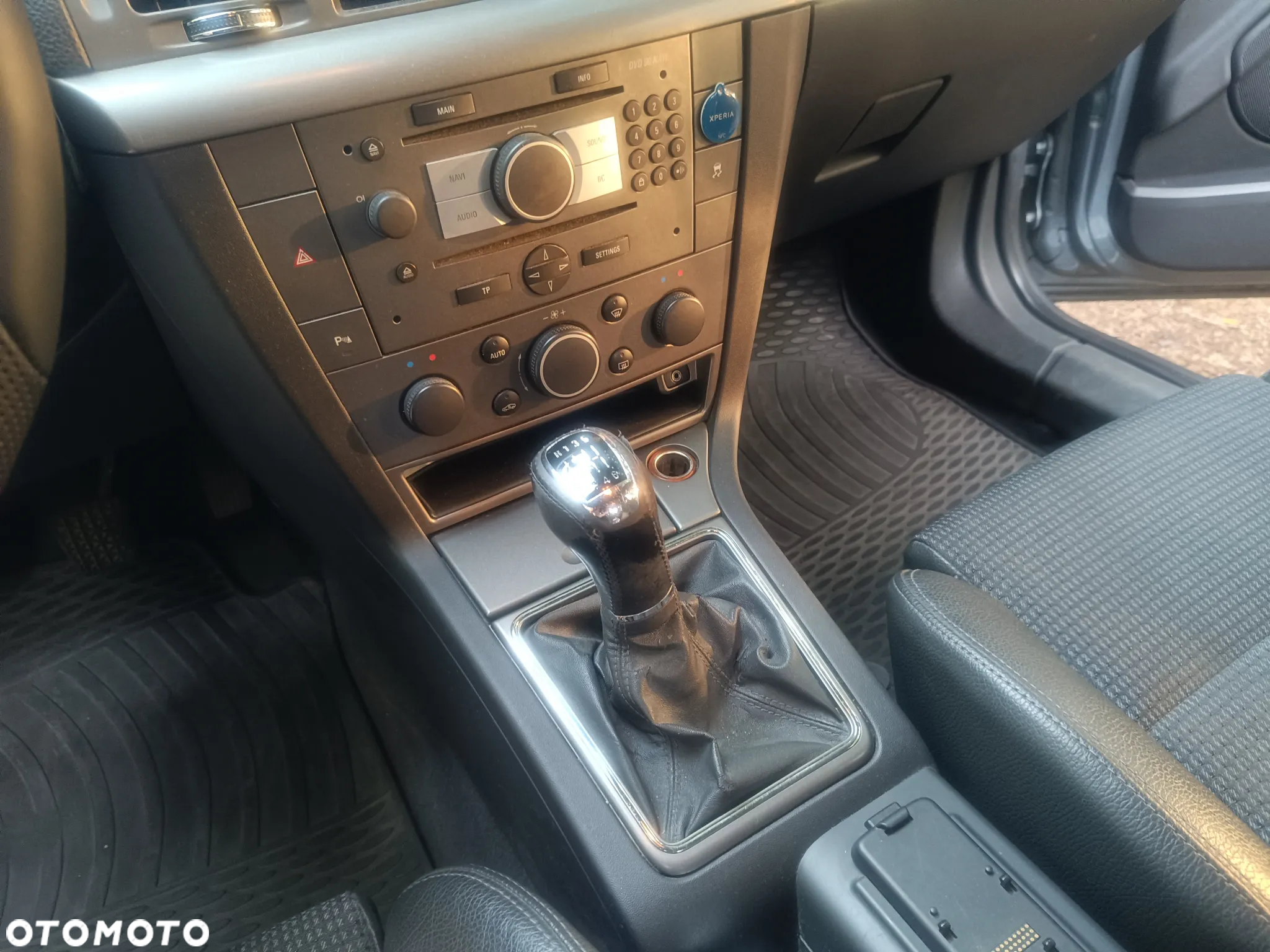 Opel Vectra GTS 1.9 CDTI - 21
