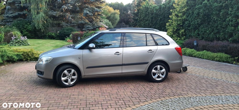 Skoda Fabia 1.4 16V Comfort - 4