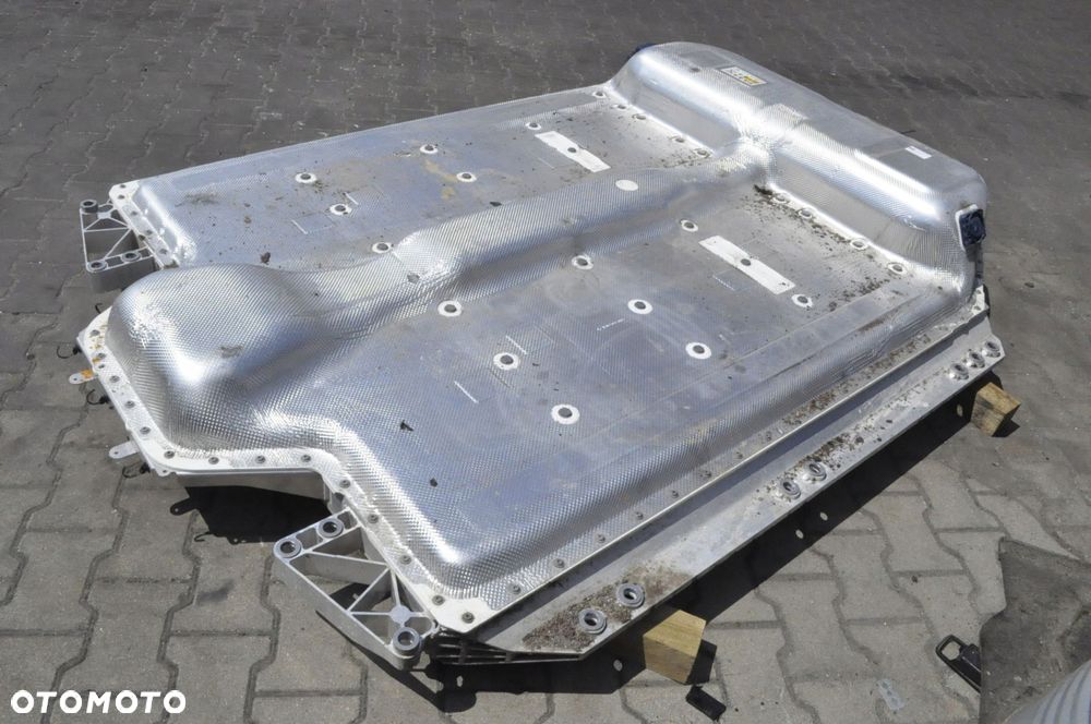 BMW iX3 G08 286KM 2021R BATERIA 8740408 232Ah - 1