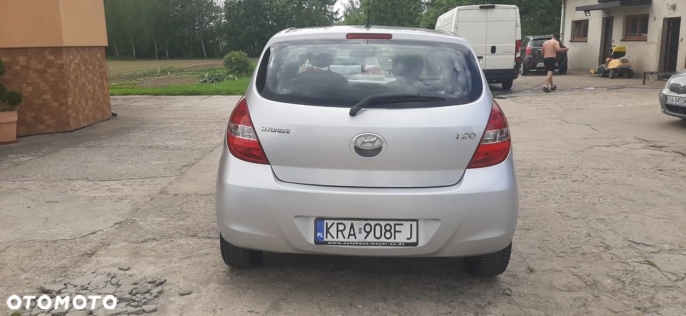 Hyundai i20 - 10