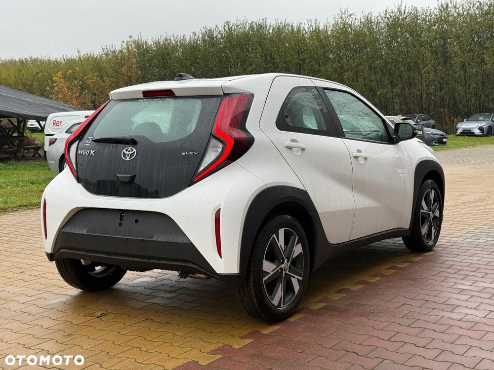 Toyota Aygo X - 7