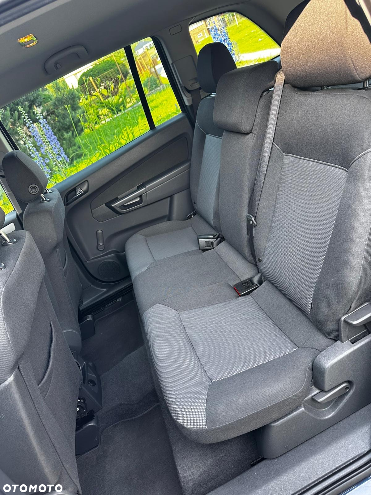 Opel Zafira 1.6 111 - 12