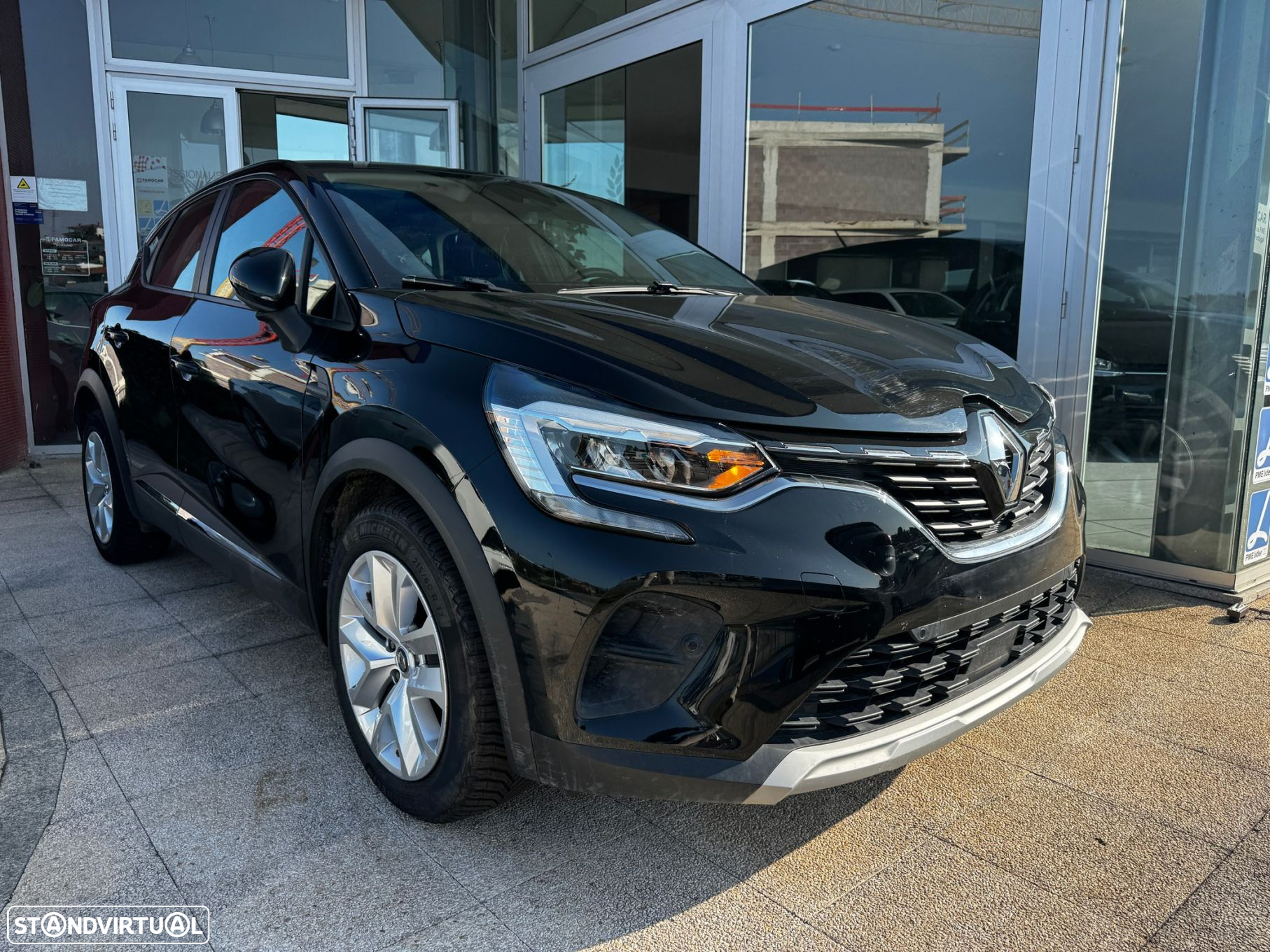 Renault Captur 1.0 TCe Zen - 2