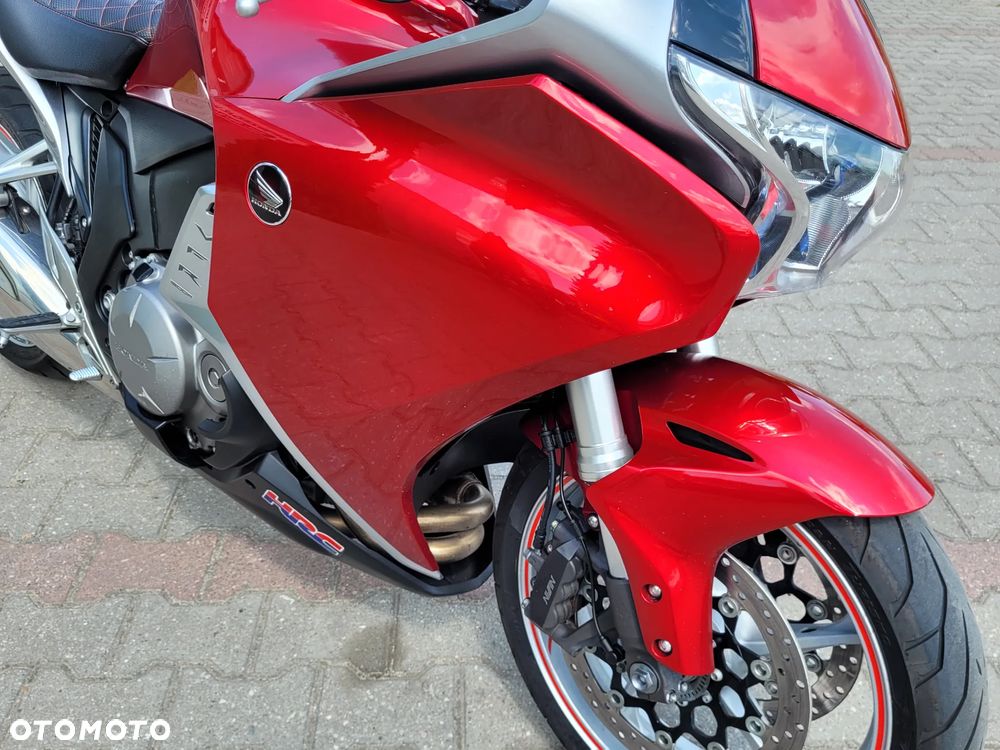 Honda VFR - 21