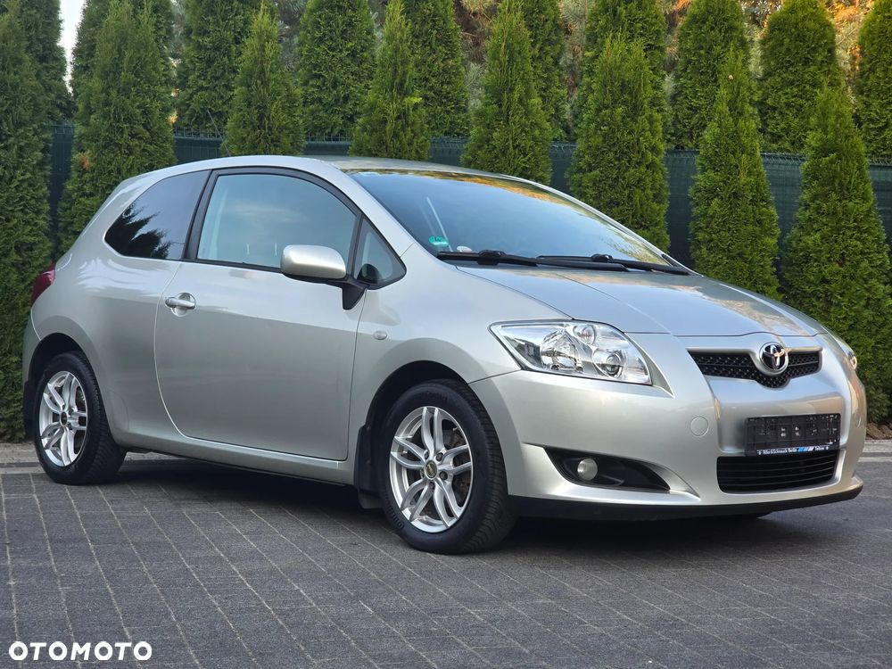 Toyota Auris - 2