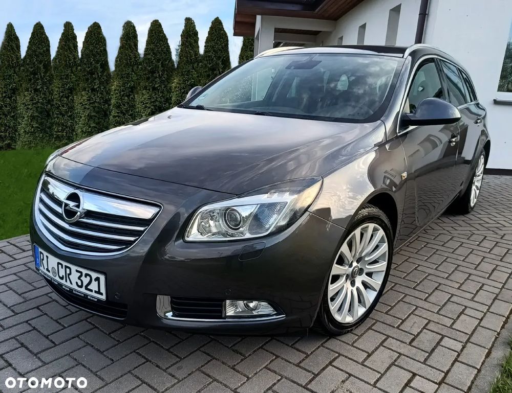 Opel Insignia - 1