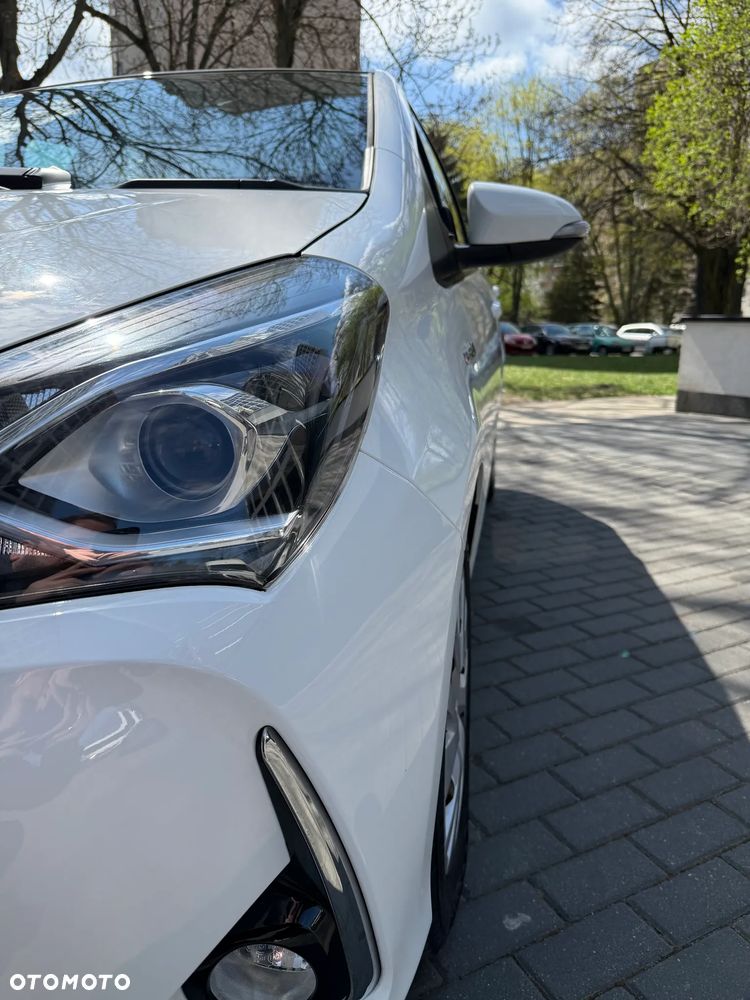 Toyota Yaris - 5