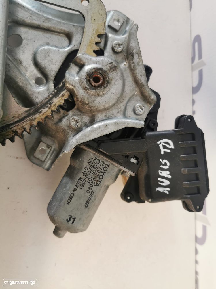 Elevadores Vidros - Toyota Auris - 7