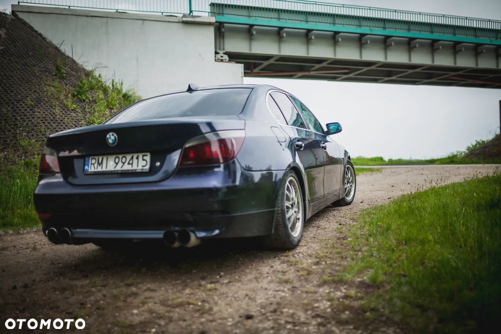BMW Seria 5 520i - 3