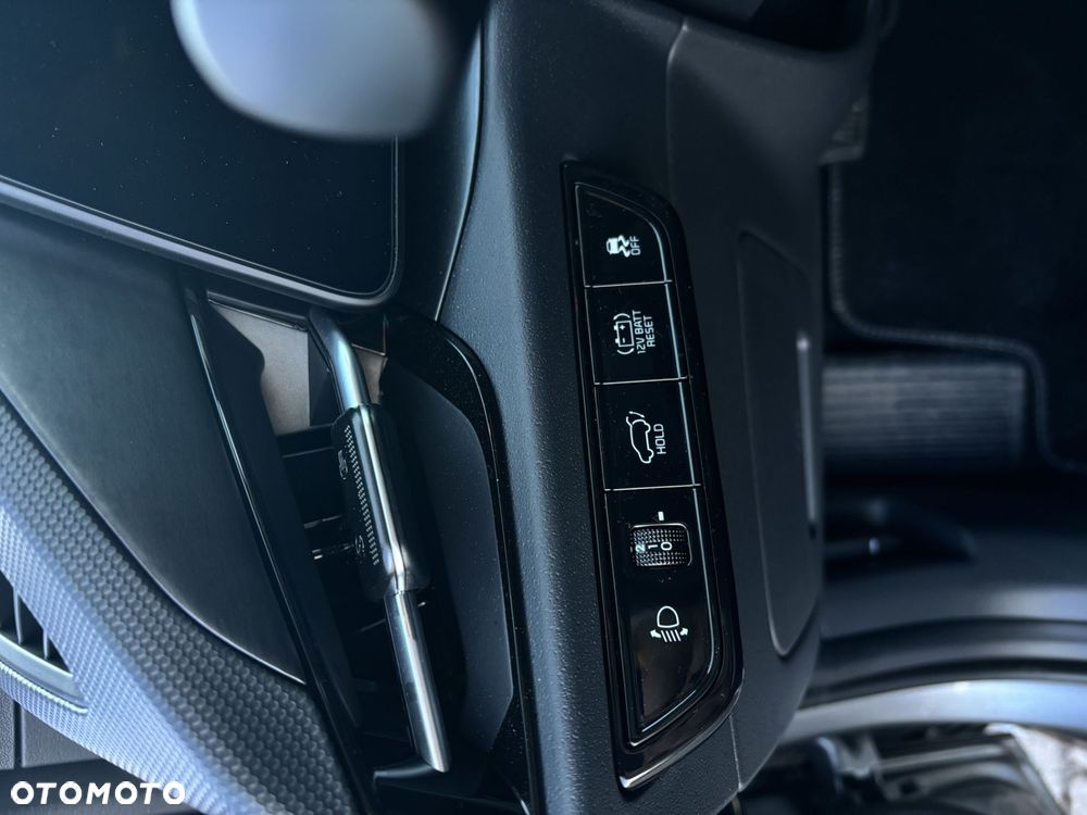 Kia Niro 1.6 GDI Hybrid Business Line - 16