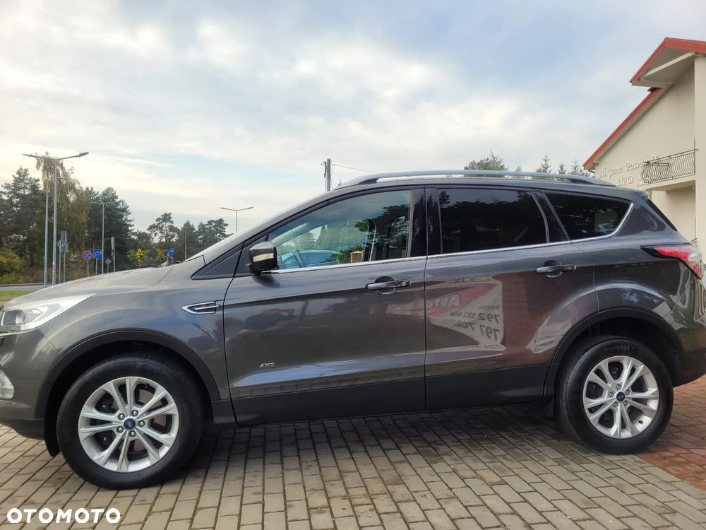 Ford Kuga 2.0 TDCi 4x4 Titanium - 4
