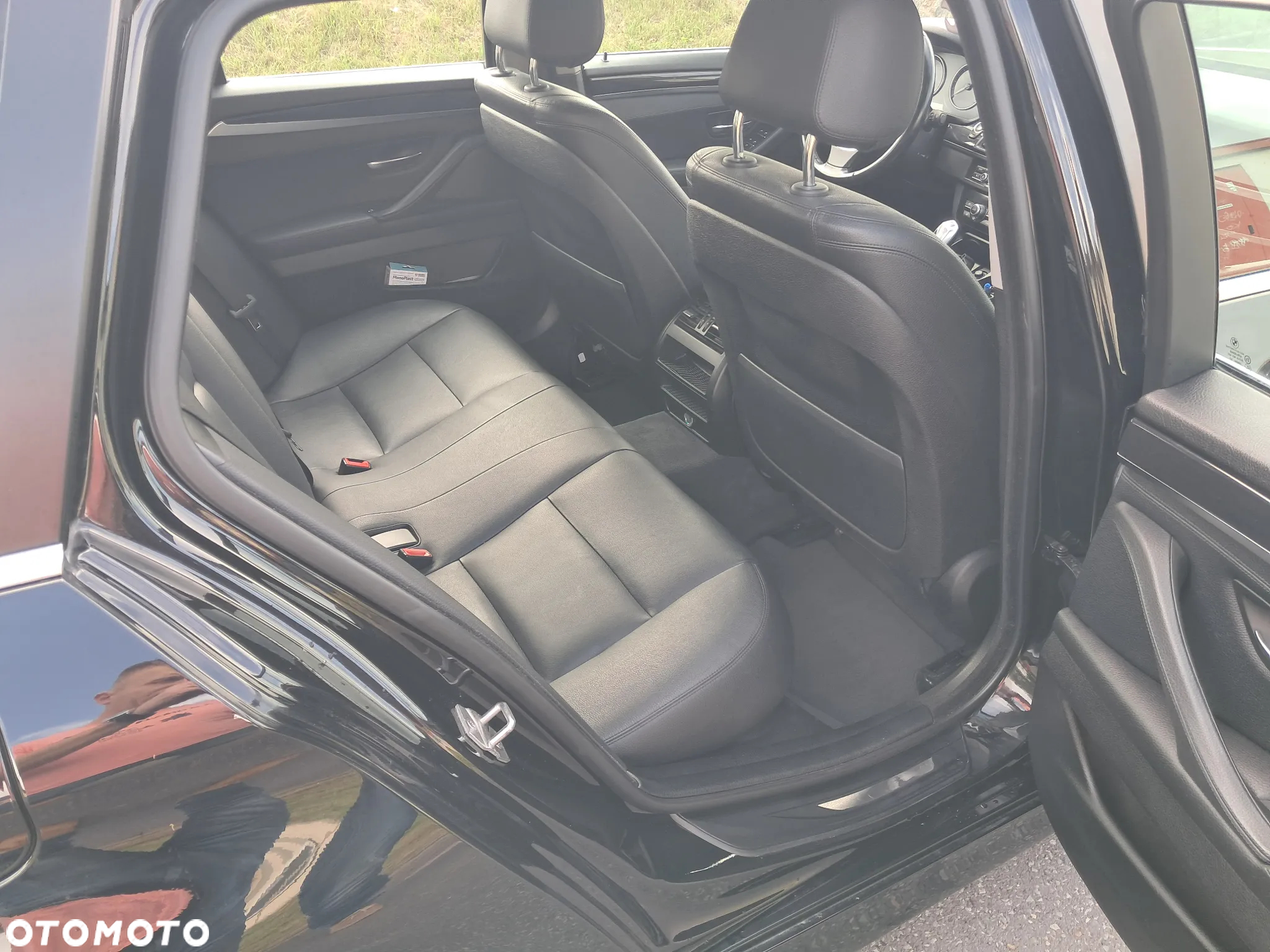 BMW Seria 5 520d Touring - 10