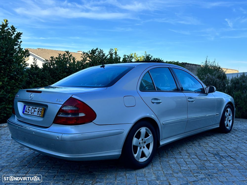 Mercedes-Benz E 220 CDi Avantgarde Aut. - 10