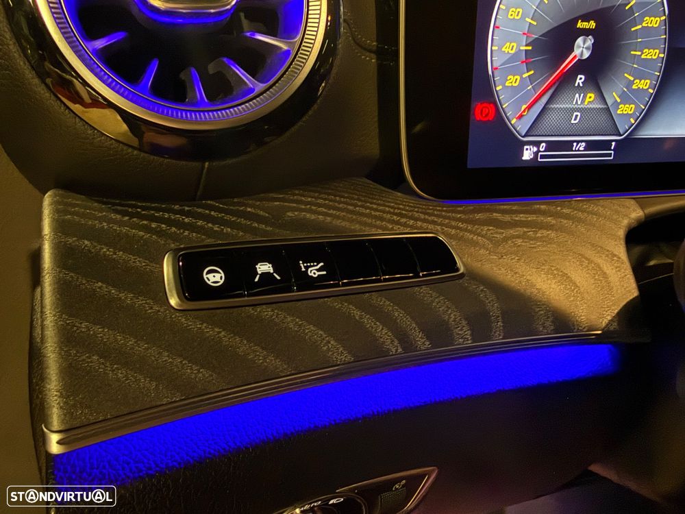 Mercedes-Benz CLS 300 d 9G-TRONIC AMG Line - 51