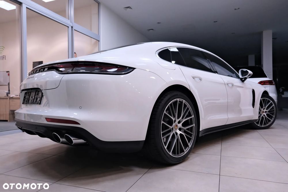 Porsche Panamera Standard - 15