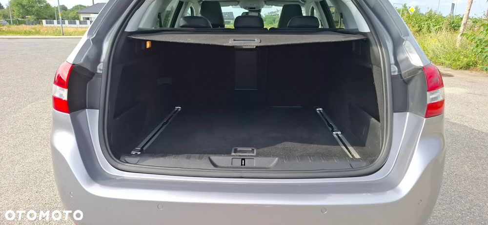 Peugeot 308 BlueHDi 150 Automatik Stop & Start Allure - 22