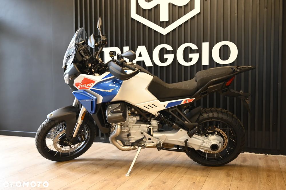 Moto Guzzi Stelvio - 2