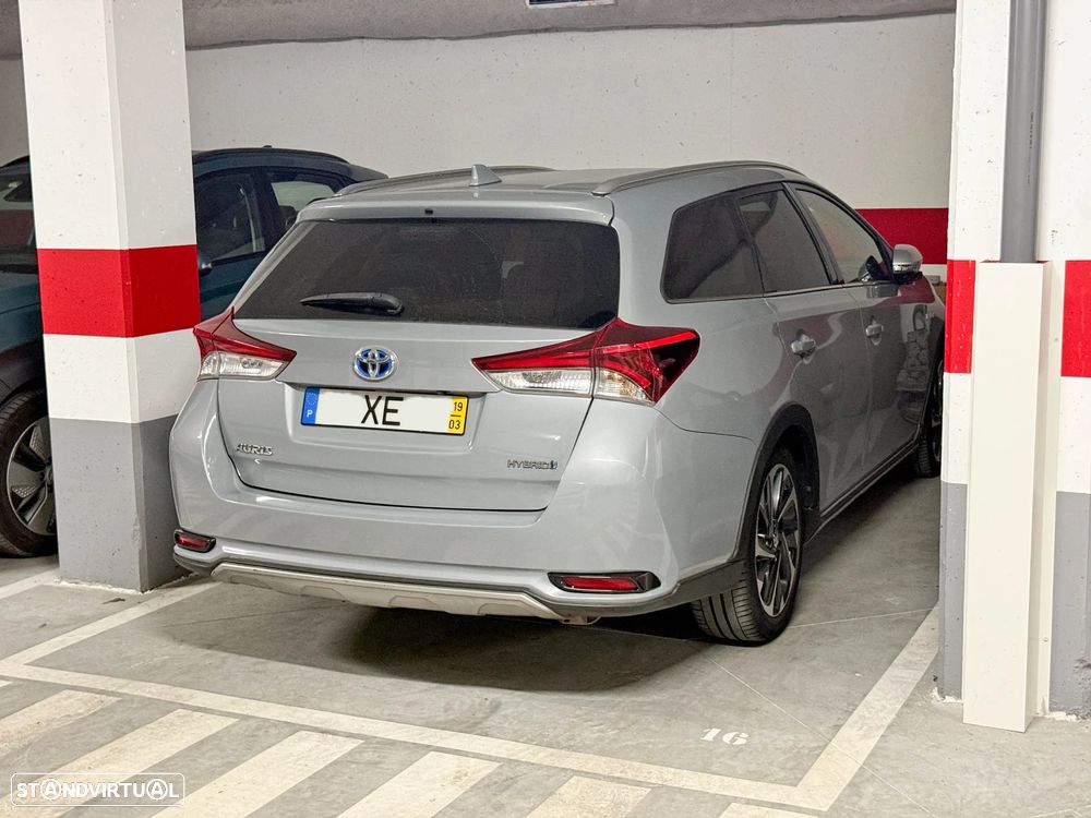 Toyota Auris Touring Sports 1.8 HSD Freestyle - 13
