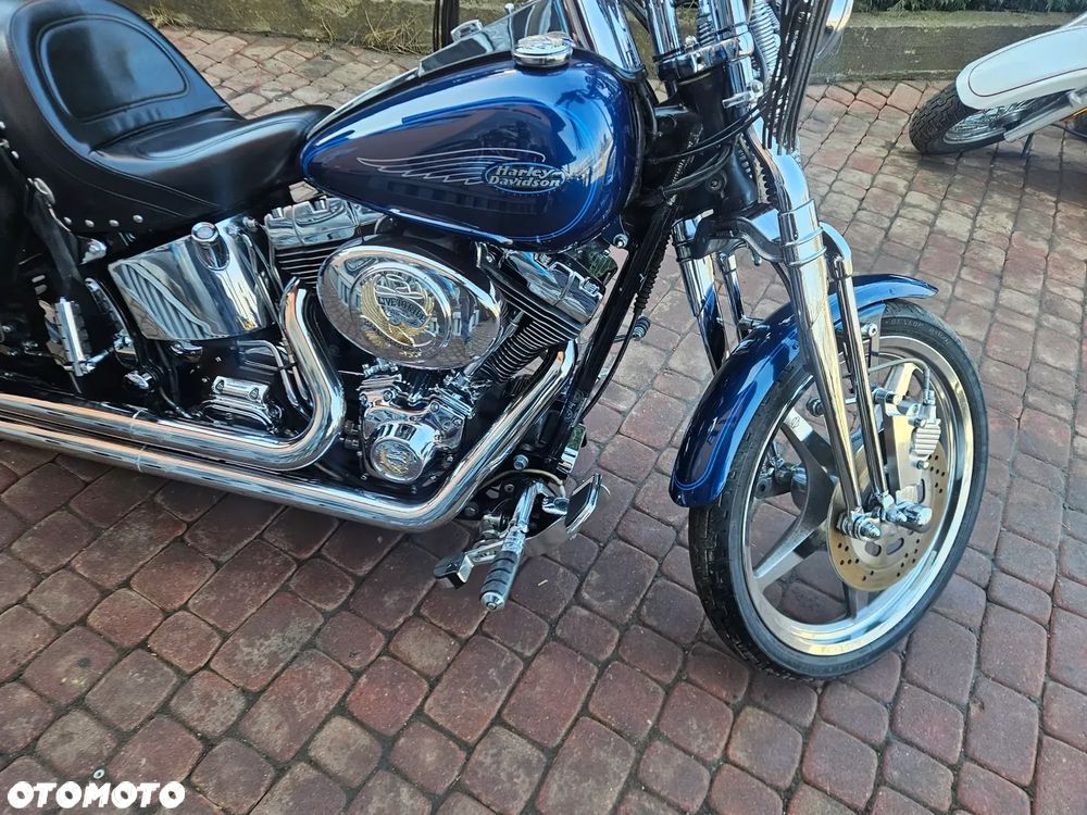 Harley-Davidson Softail Standard - 19