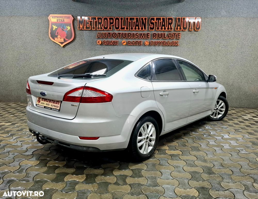 Ford Mondeo 2.0 TDCi Ghia - 4