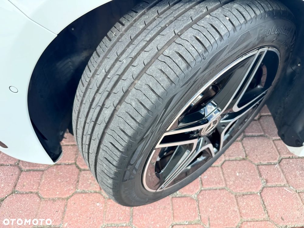 Mercedes-Benz Klasa A 220 4-Matic AMG Line 7G-DCT - 14