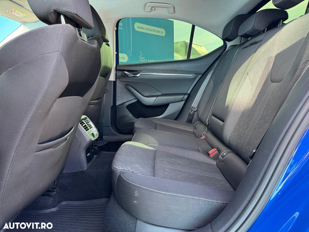 Skoda Octavia 1.5 TSI e-TEC DSG Style - 8