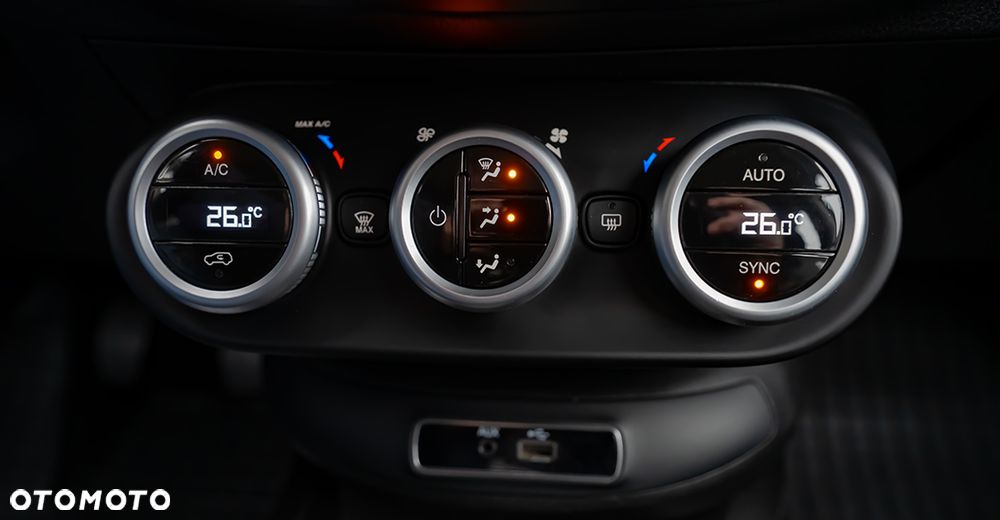 Fiat 500X 1.6 MultiJet 4x2 S&S Lounge - 37