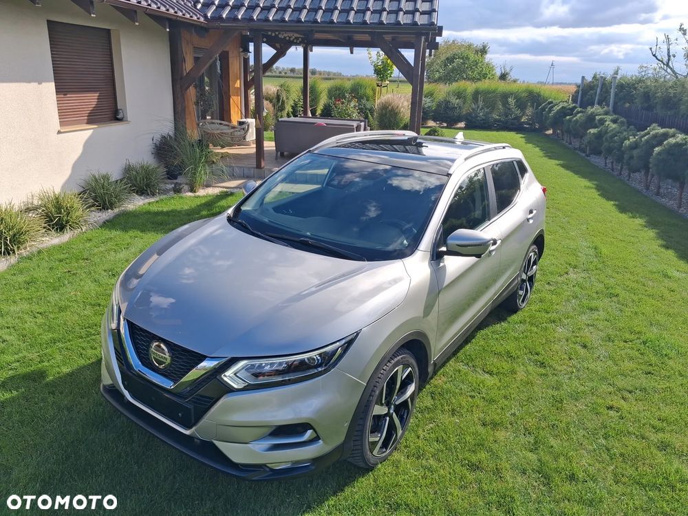 Nissan Qashqai 1.6 DCi Xtronic TEKNA - 4