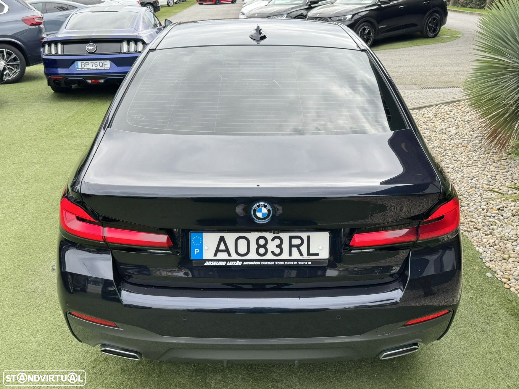 BMW 520 e Pack M - 12