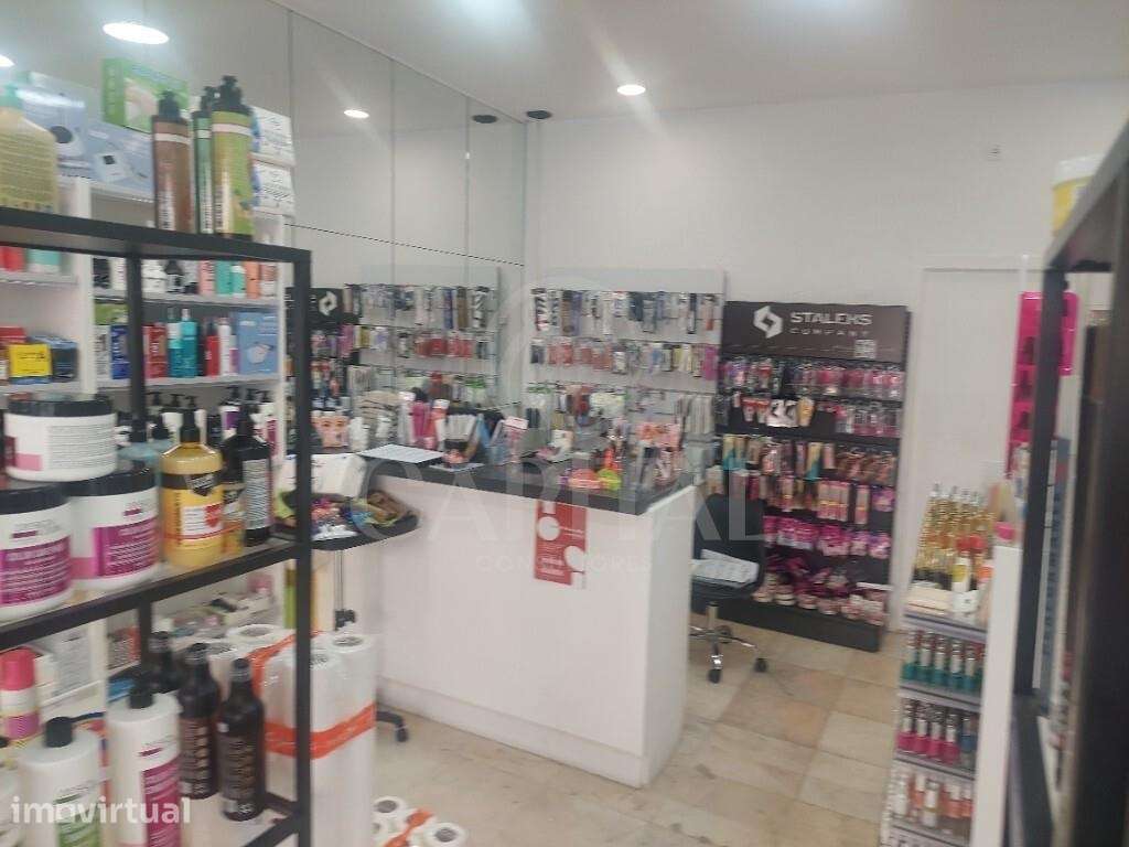 Trespasse de Loja com 40m2 no Centro de Alvalade – Excelente Localizaç - Grande imagem: 2/6