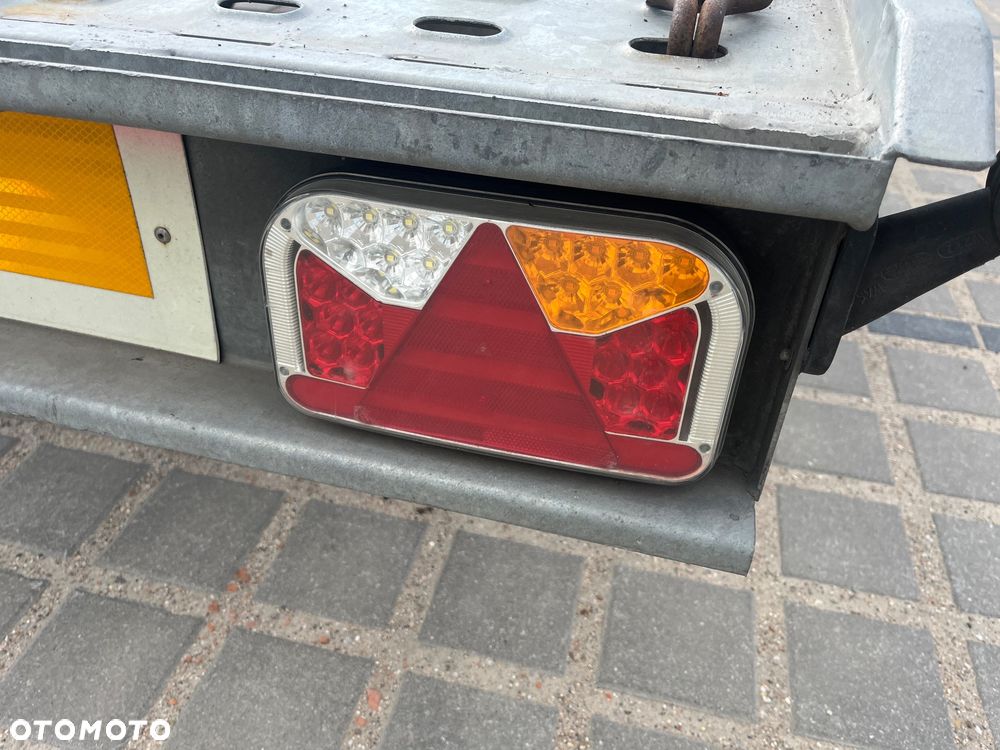 Weekend W350 2700 - 7
