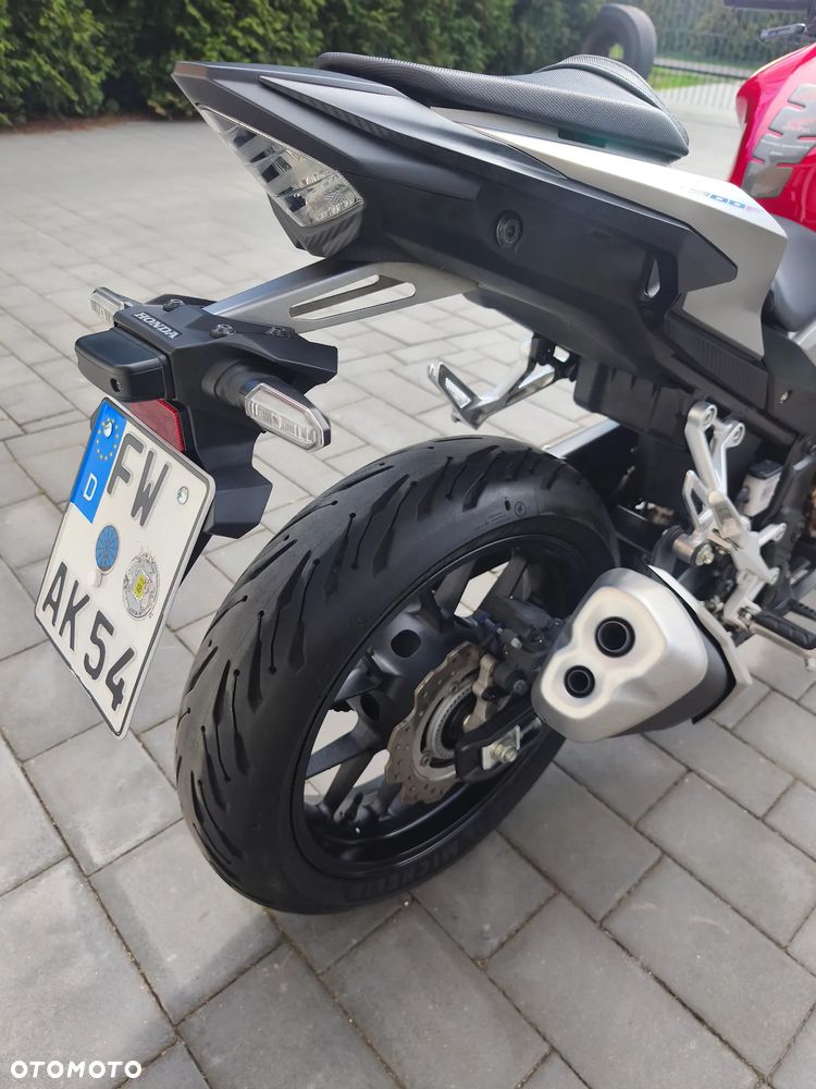 Honda CB - 4