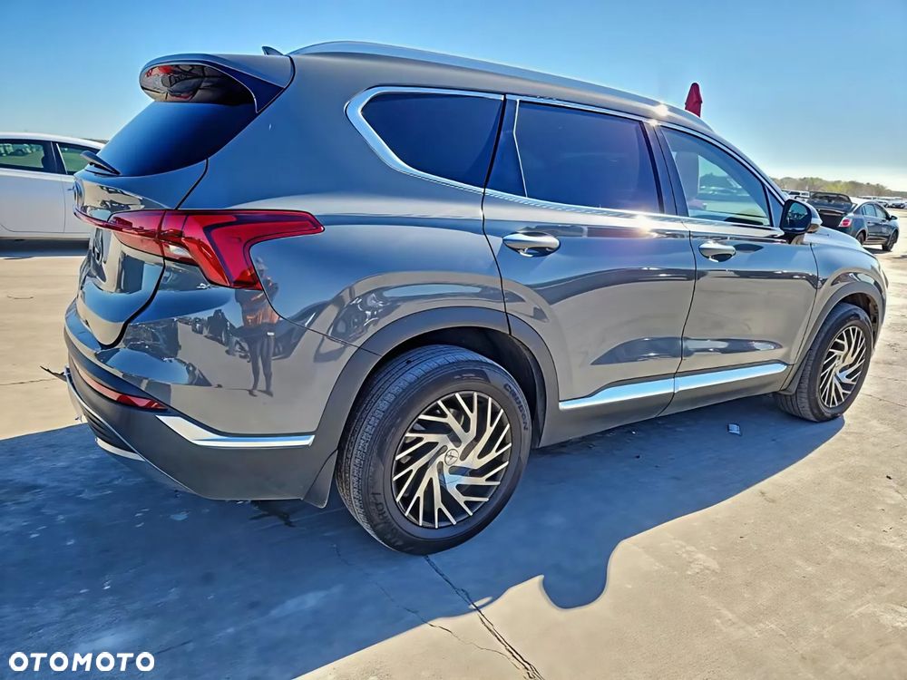 Hyundai Santa Fe - 4