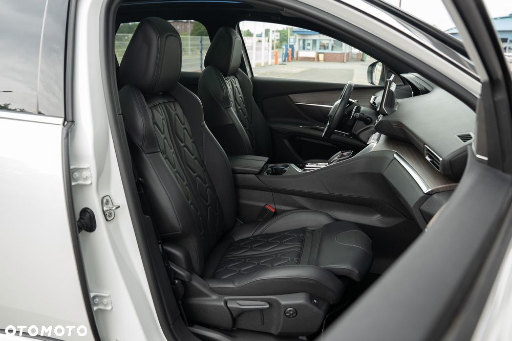 Peugeot 3008 - 23