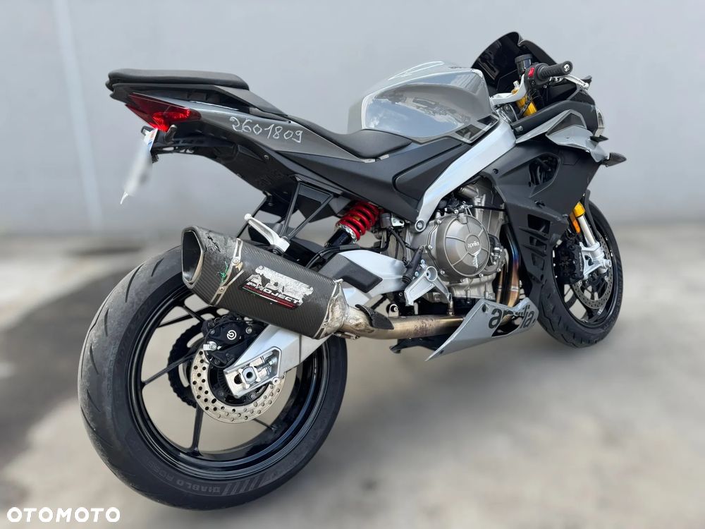 Aprilia Tuono - 4