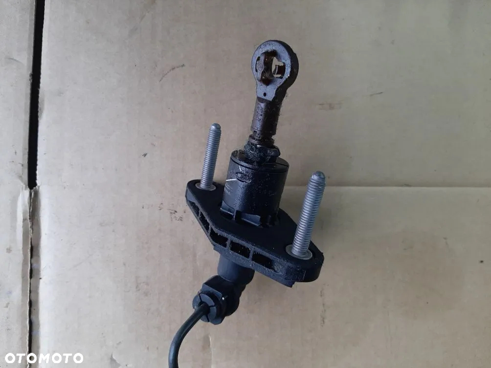 WYSPRZĘGLIK 23820-68L00 POMPKA SPRZĘGŁA SUZUKI SWIFT MK7 1.2 ZP0 10- - 5